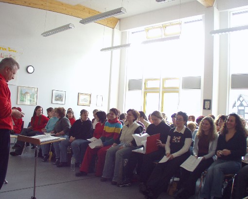 ../Images/singasong02-05 (18).jpg